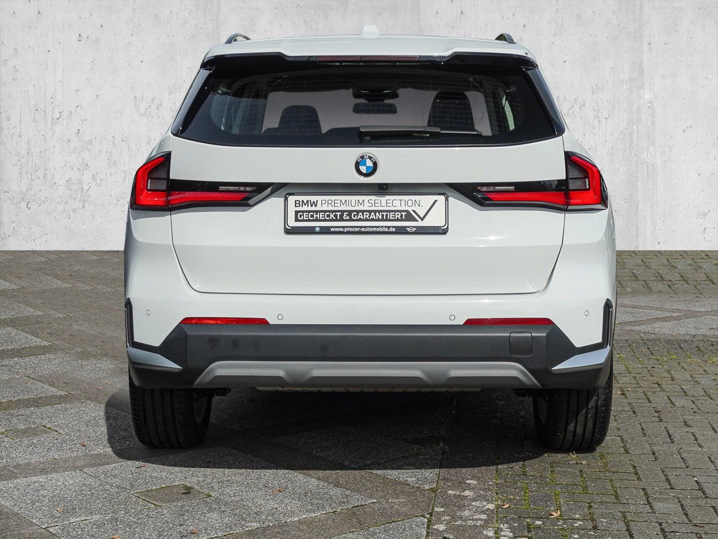 BMW X1 sDrive18i HUD RFK NAVI LED Sound Syst. DAB foto 4