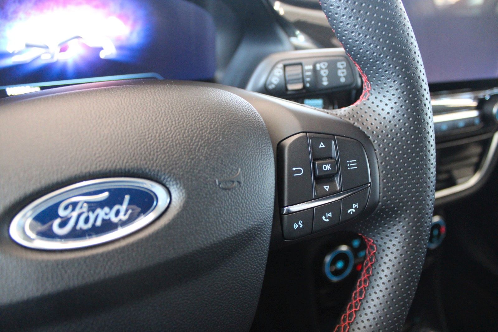 Fahrzeugabbildung Ford Puma MHEV ST-Line LED NAVI WinterPaket DAB uvm.