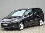 Volkswagen Touran 1,6 TDI Highline/Licht+Regen/SitzHZG/PDC - Volkswagen Touran in Chemnitz