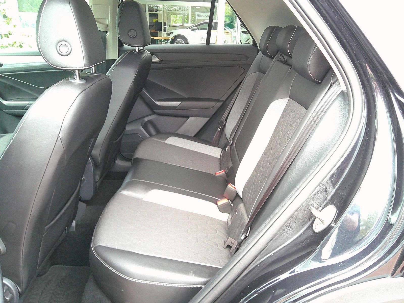 Volkswagen T-Roc - Bild 15