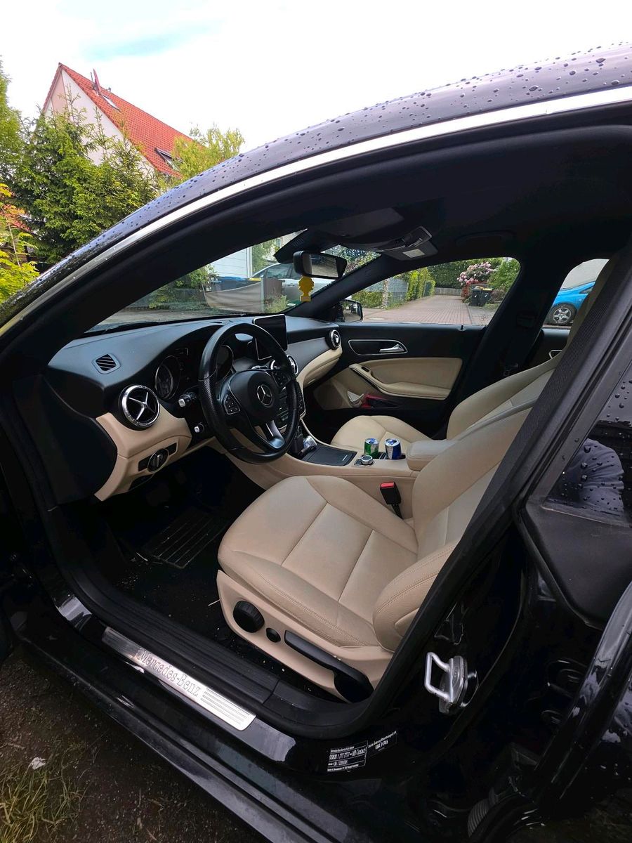 MERCEDES-BENZ Mercedes-Benz CLA200d