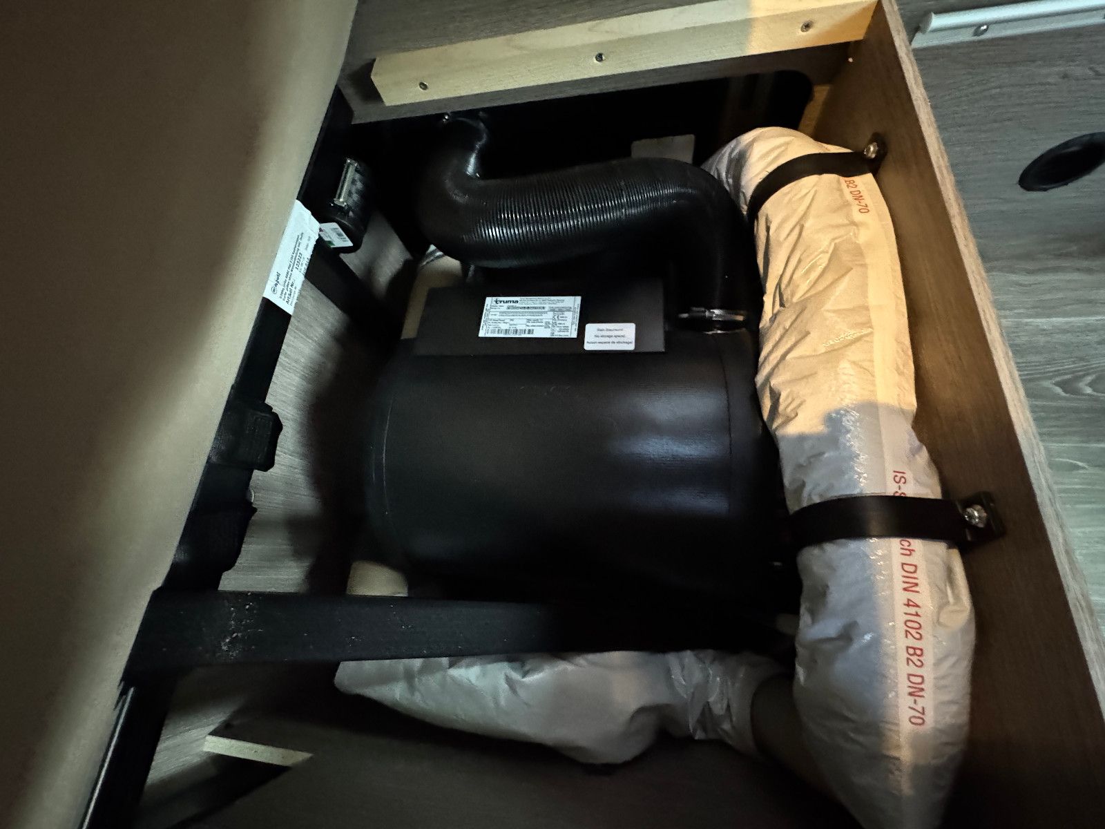 Fahrzeugabbildung Pössl 600 2WIN R PLUS CITROEN SCHLAFDACH AHK KAMERA