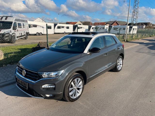 Volkswagen T-Roc 1.5 TSI ACT OPF DSG Sport Panorama 1.Hand