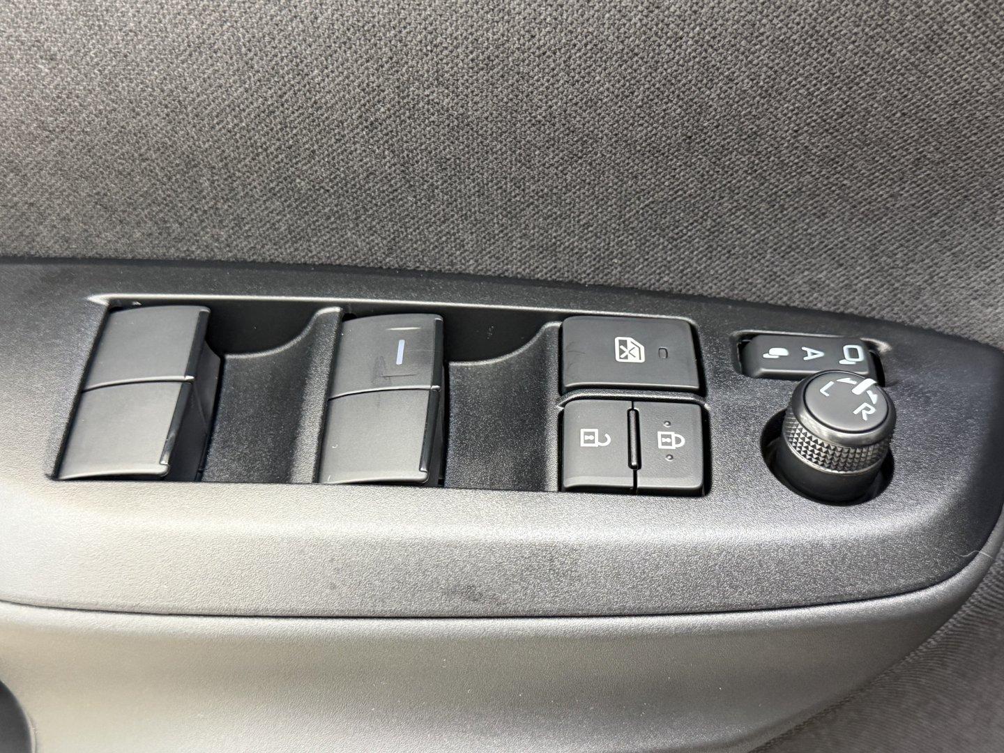 Mazda 2 Hybrid 1.5L VVT-i 116PS CVT Aut. HOMURA SoMo
