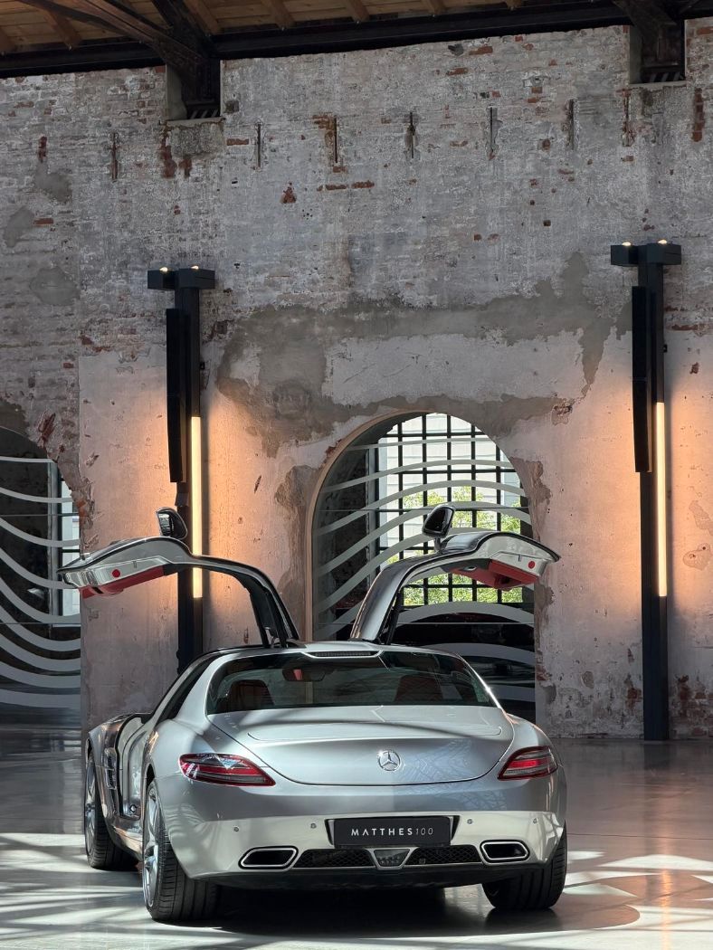 Fahrzeugabbildung Mercedes-Benz SLS AMG Alubeam/Keramik/Dt. Erstauslieferung