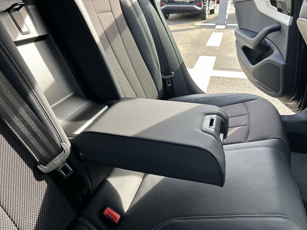 Audi A4 - Bild 22