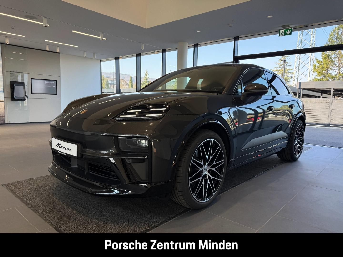 Porsche Macan Surround-View BOSE Luftfederung 22-Zoll