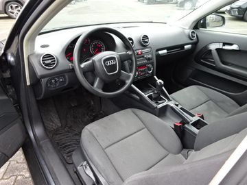 Fotografie 12 des Audi A3 1.6 Attraction*Bastlerfahrzeug