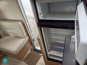 Fahrzeugabbildung Mooveo TEI 74EBH Automatik, 2023, Raumwunder!!