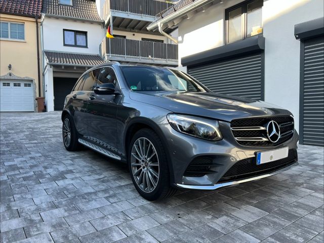 MERCEDES-BENZ GLC 220 d 4M AMG-Line+AHK+LED+NAVI