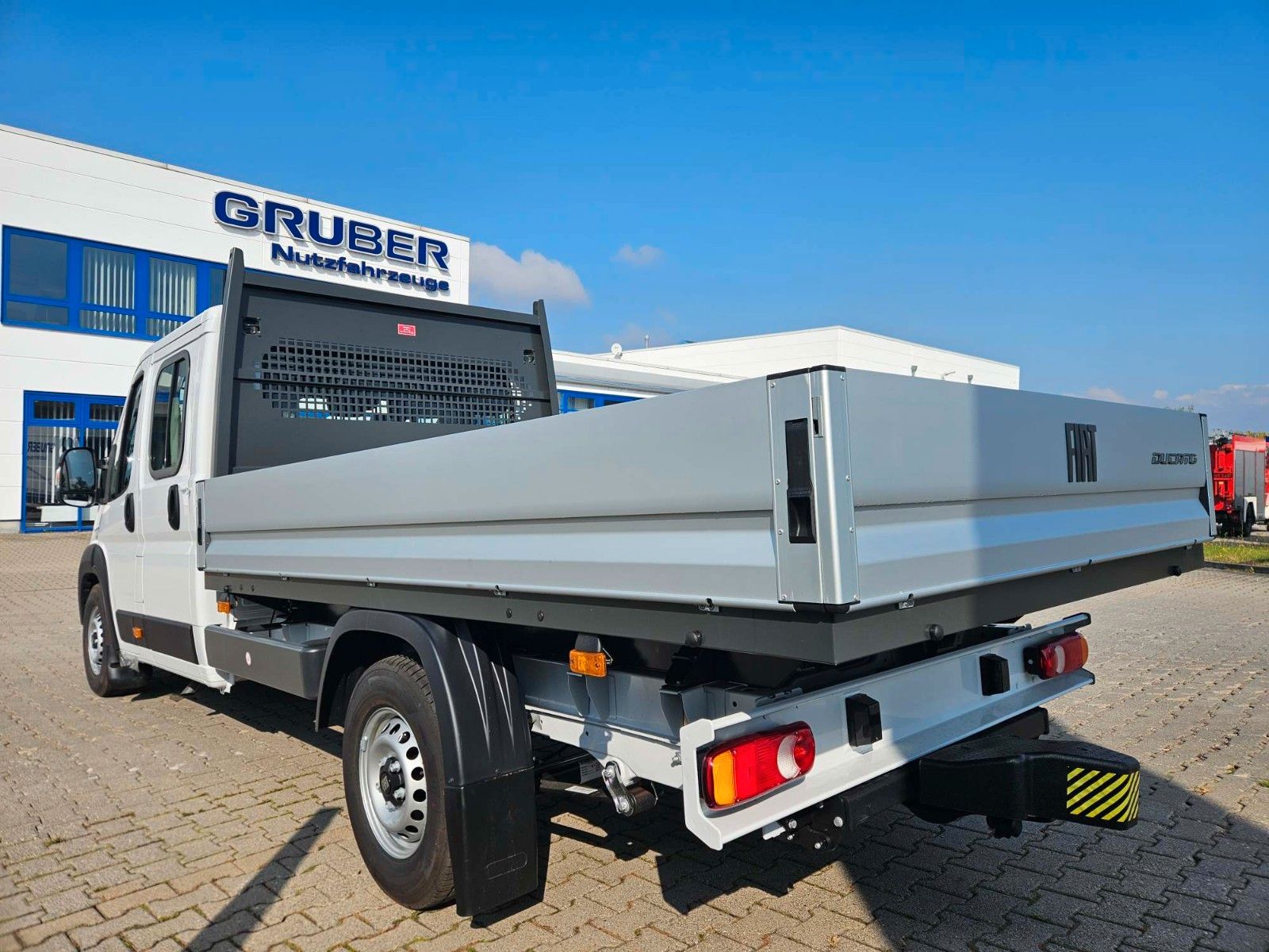 Fahrzeugabbildung Fiat Ducato Doka. 35 L4 140 Multijet