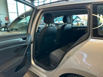 Volkswagen Golf VII Variant Trendline BMT *Navi*