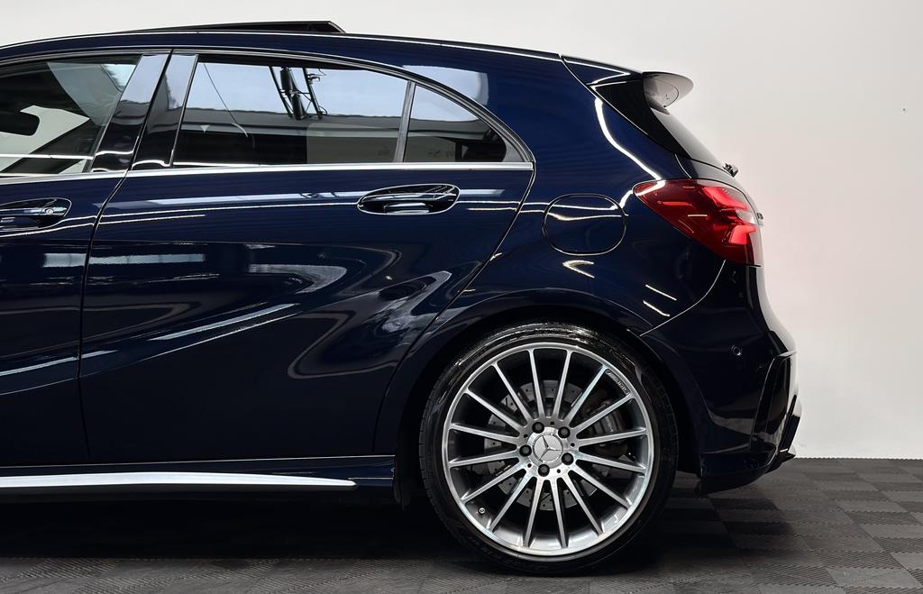 Mercedes-Benz A 45 AMG