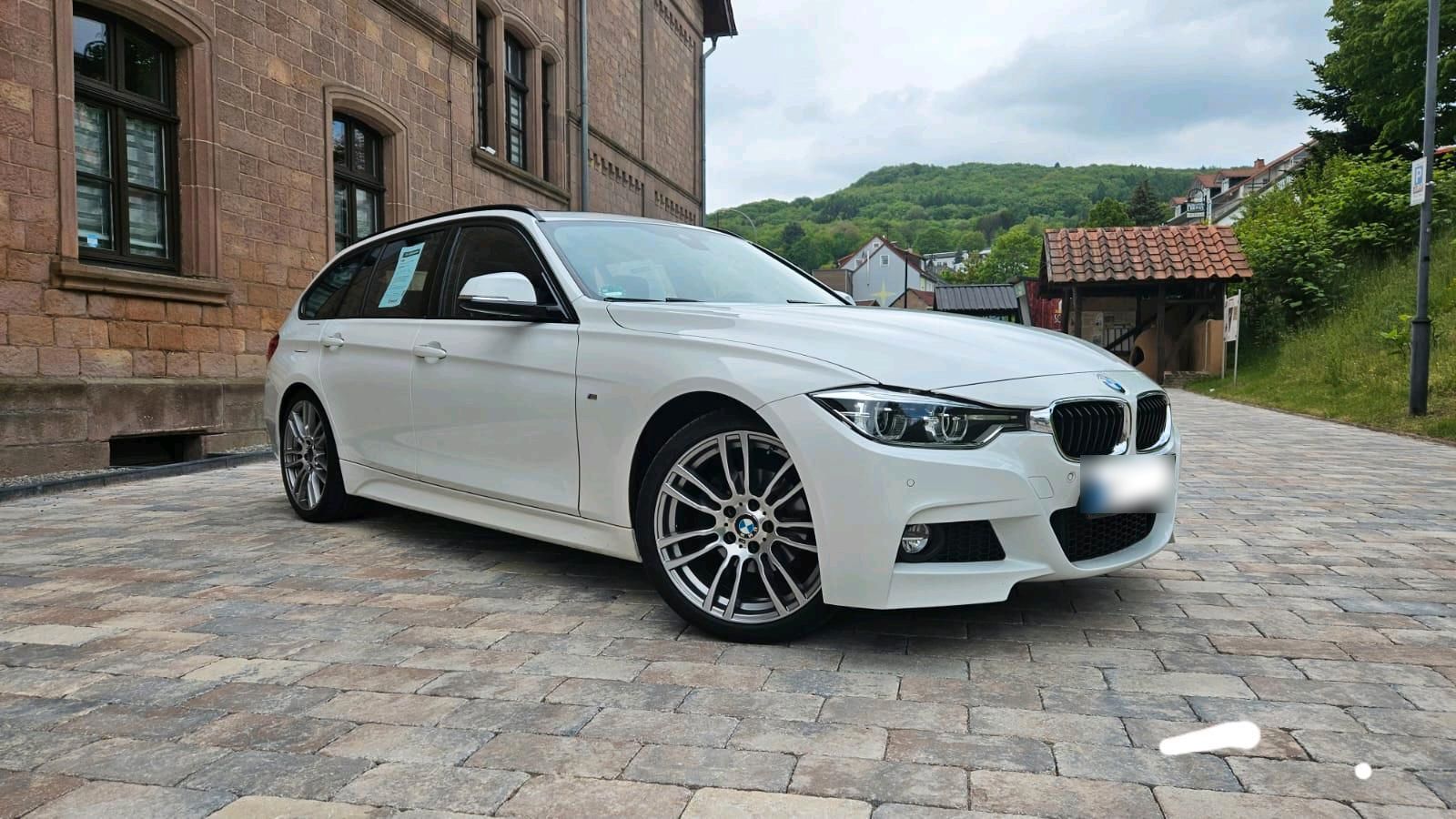 BMW BMW 318d Touring M Sportparket