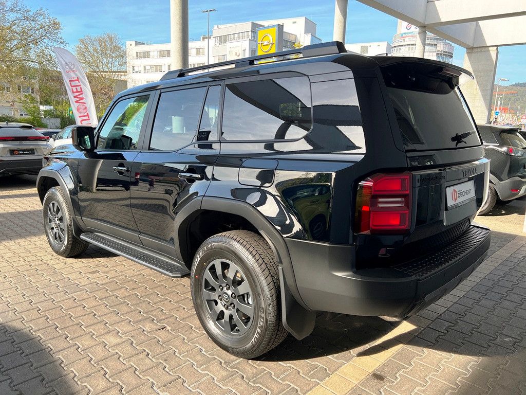 Fahrzeugabbildung Toyota Land Cruiser 2,8 D-4D AWD Executive 360° KAMERA
