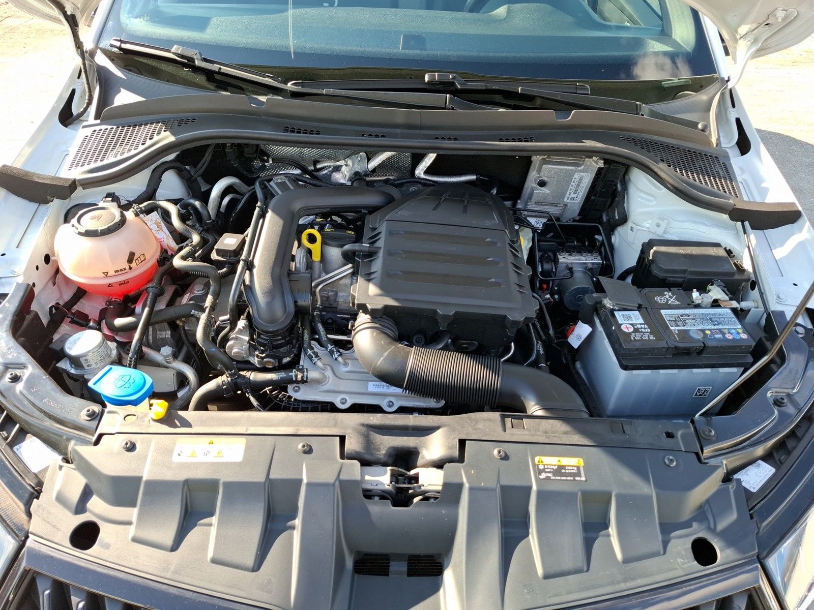 SKODA Fabia Combi 1.0 TSI Monte Carlo KLIMA / NAVI / A - Image 17