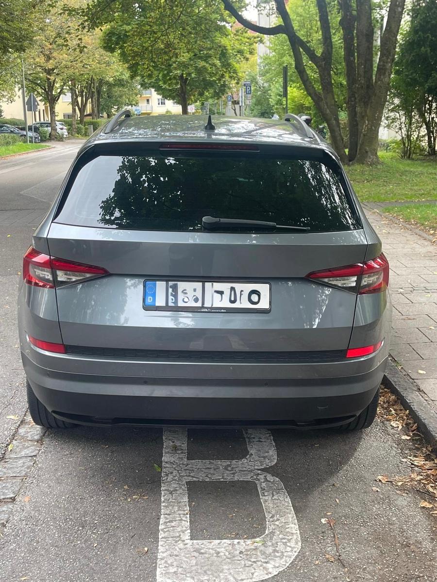 Skoda Kodiaq 2.0 TDI SCR 140kW  4x4 STANDHEIZUNG VB!