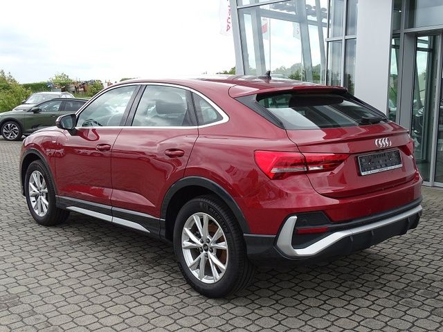 Q3 Sportback 45 TFSI e S line / AHZV