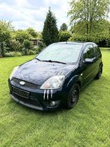 Ford Fiesta 1.6 Benzin - Ford Fiesta aus 2006: 1.6