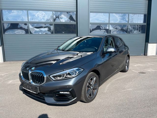 BMW 118i Sport Line Automatik Navigation PDC LED 