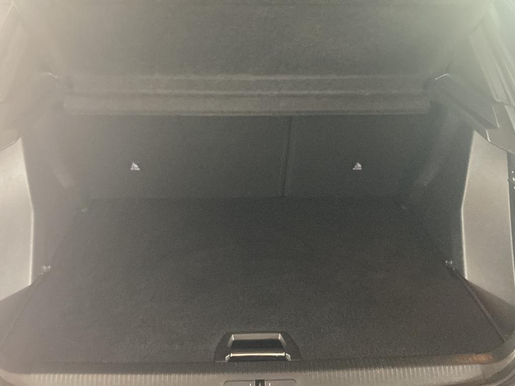 Peugeot 2008 Hybrid GT AT Shz Navi Kamera 360 PDC v+h