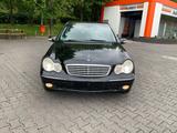 Mercedes-Benz C 220 CDI AUTOMATIK - klima tüv bis 10-2026 - gebrauchte Mercedes-Benz C 220 aus dem Jahr 2005