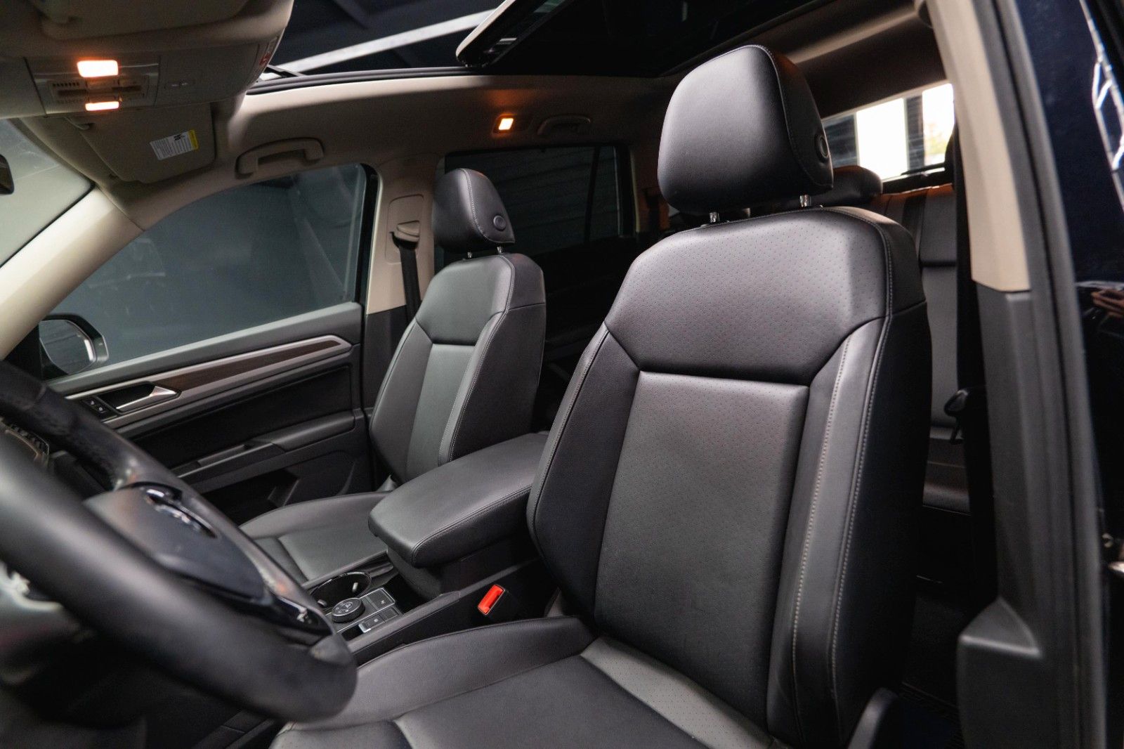 Fahrzeugabbildung Volkswagen ATLAS 3.6 4x4 SEL PREMIUM *7 Sitze*Pano*ACC*LED*