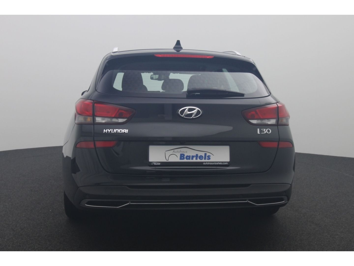 Fahrzeugabbildung Hyundai i30 1.6 Pure Kamera LED Tempomat 2-Zonen Klima