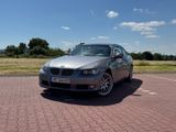BMW 325i Cabrio - BMW 325: Grau, Metallic