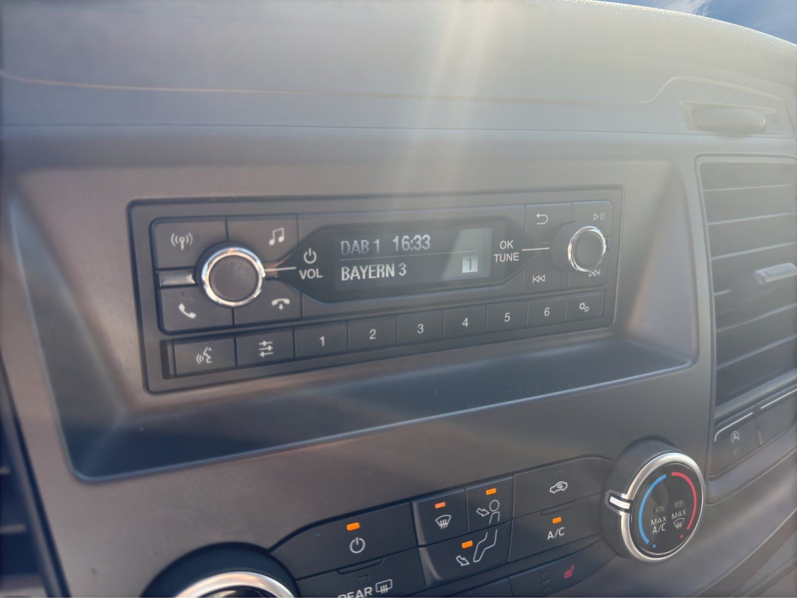 Fahrzeugabbildung Ford Transit Custom 2.0 Ecoblue 340 L1 Trend