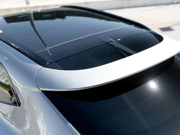 صورة 9 لـ 2023 Aston Martin DBX