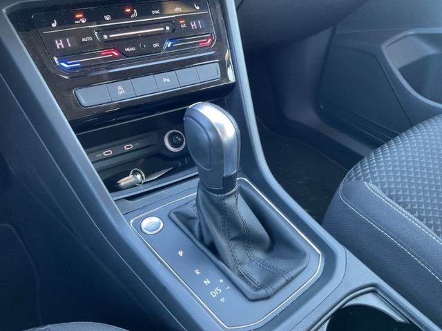 Touran Active 2.0 TDI Navi ACC Apple CarPlay