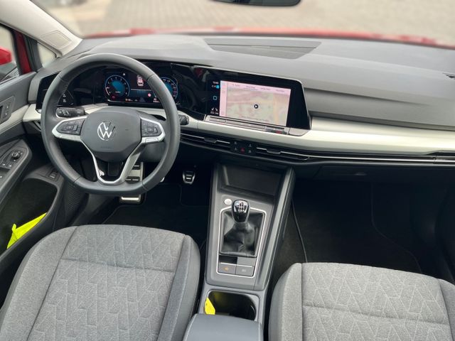 Golf VIII Variant 1.5 TSI MOVE LED+PANO+DCP+STHZ