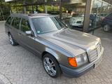 Mercedes-Benz 230 TE W124 - Mercedes-Benz 230 mit Benzin-Antrieb: Kombi, Automatik, Te