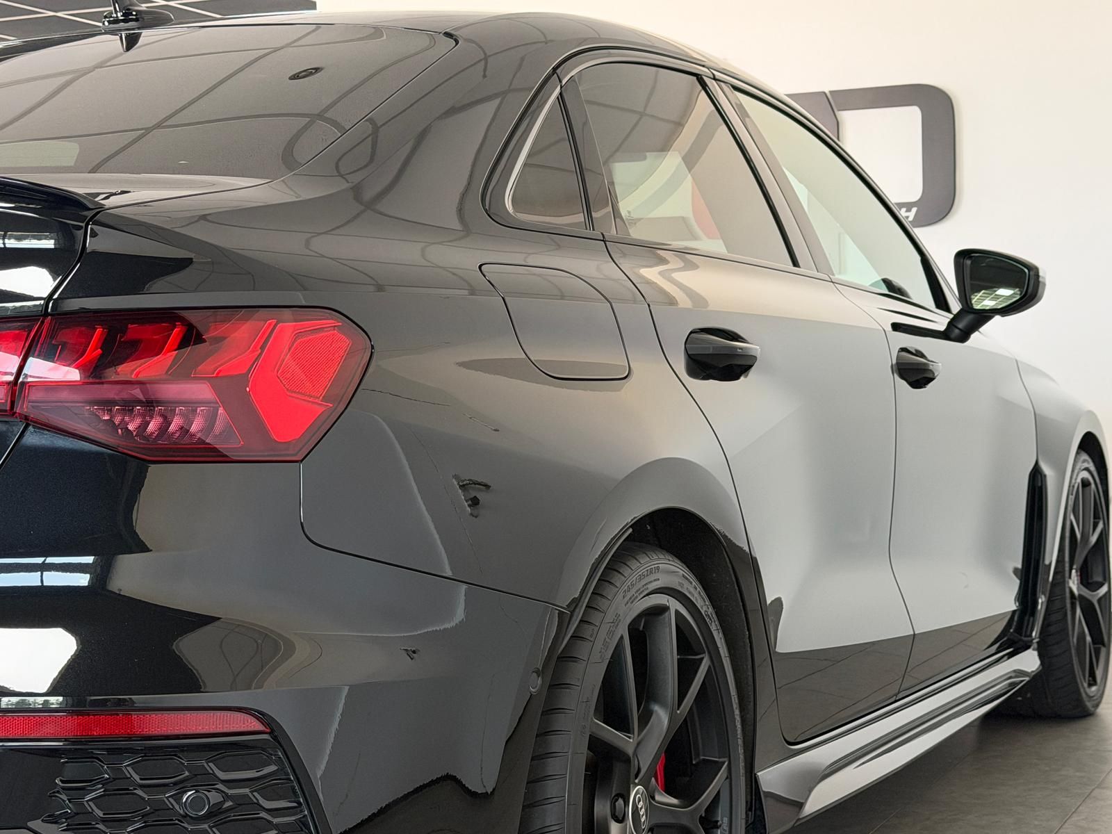 Audi RS3 2.5 TFSI qu. Limousine MATRIX B&O Pano ACC foto 14