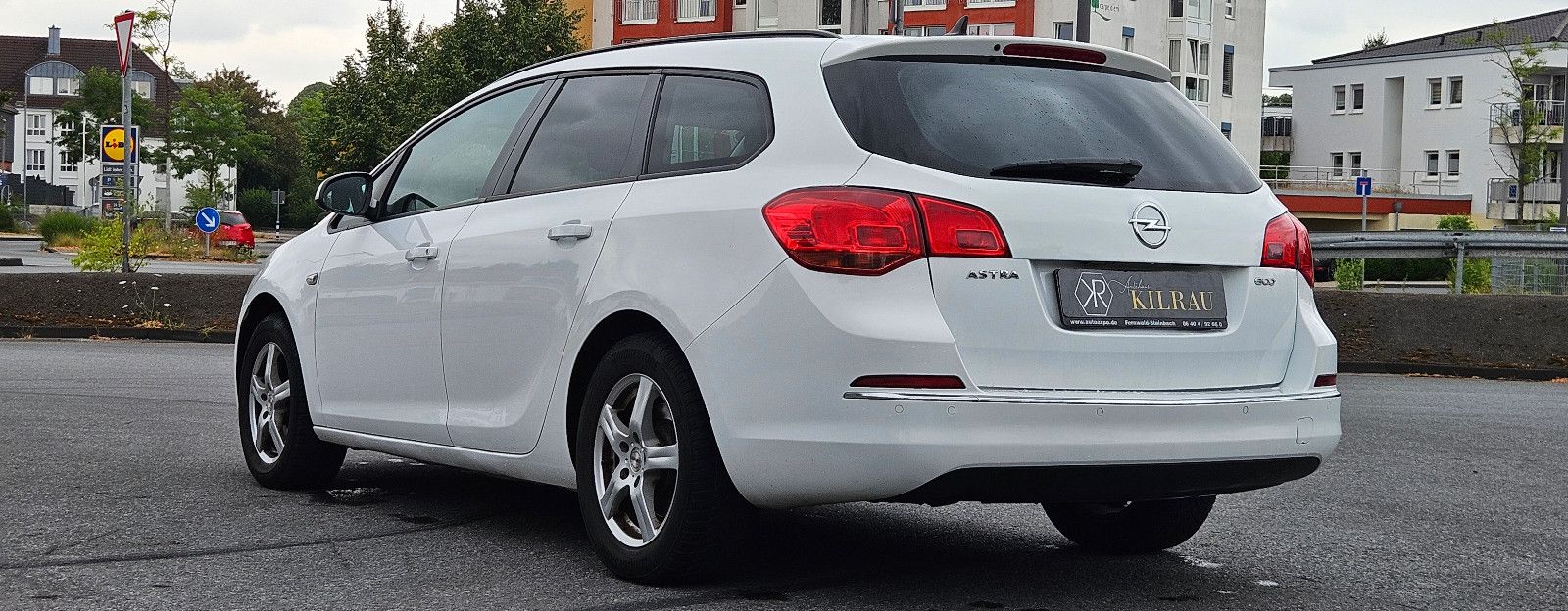 OPEL Astra J Sports Tourer Edition EURO 6 TÜV 07.2028