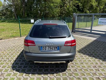 Audi A6 Allroad - 5