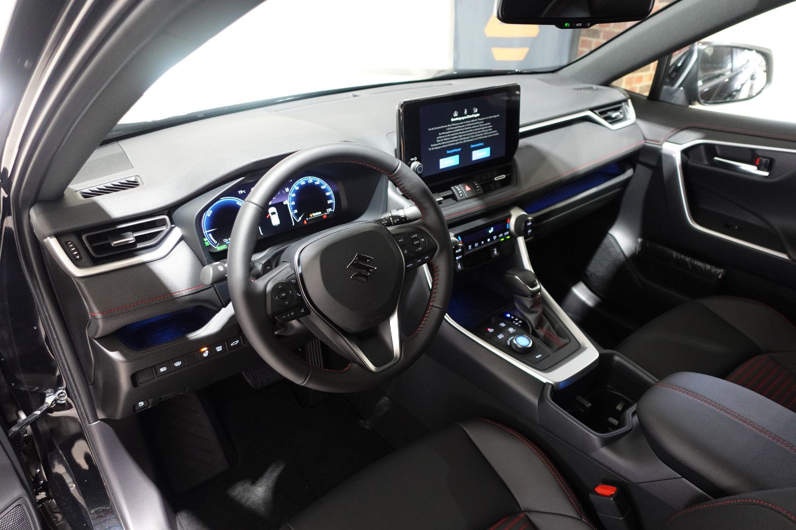 Fahrzeugabbildung Suzuki Across Plug-In Hybrid - Sitzh.,LED,Kamera,PDC