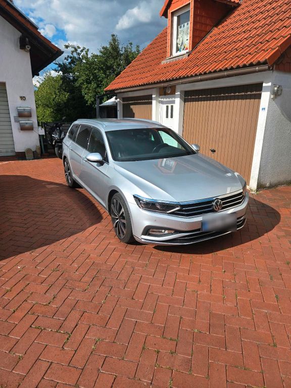 Image of Volkswagen Passat