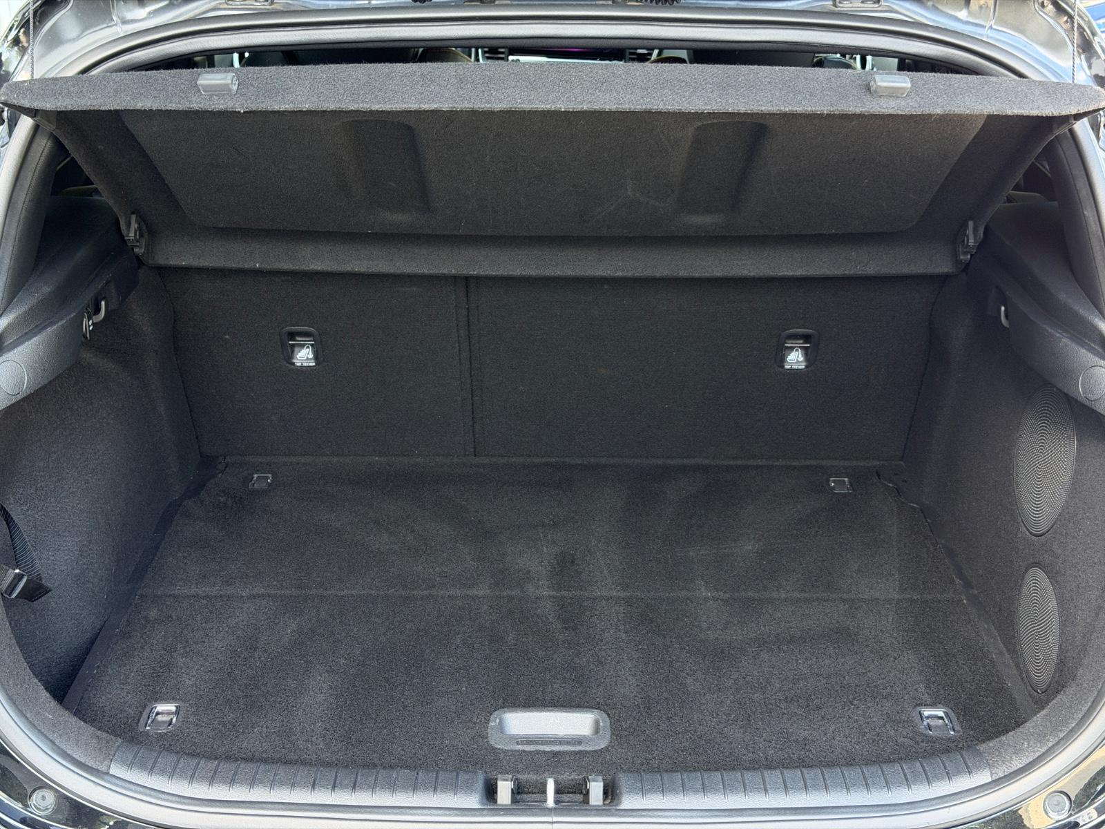 Kia Ceed GT/Automatik/LED/JBL/AHK/Alcantara/47700km