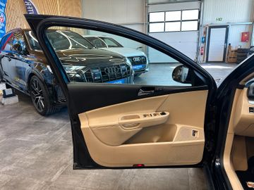 MYAUTOCENTER – Gebraucht- und Jahreswagen mit Werkstattservice in Pfaffenhofen Volkswagen Passat Variant V6 FSI *4Motion*Navi*Xenon*TÜV*