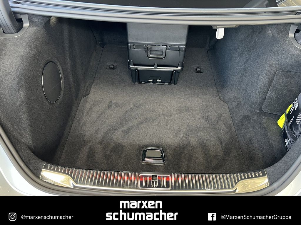 MERCEDES-BENZ S-Class 2024