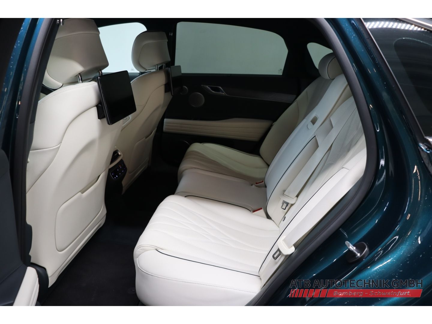 Fahrzeugabbildung Genesis Electrified G80 Luxury 4WD 87,2 kWh 98,3% SOH HU