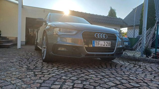 Audi A4 B8 Avant SLine