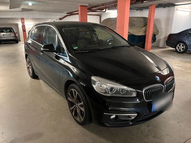 BMW 2er Active Tourer 220D