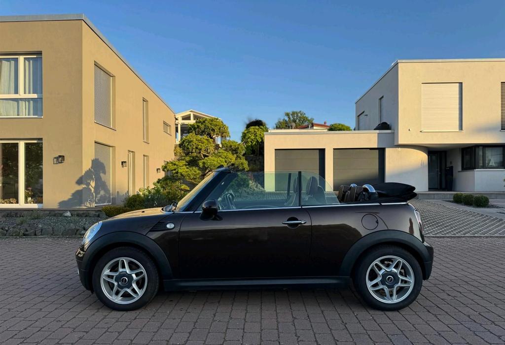 MINI Cooper Cabrio