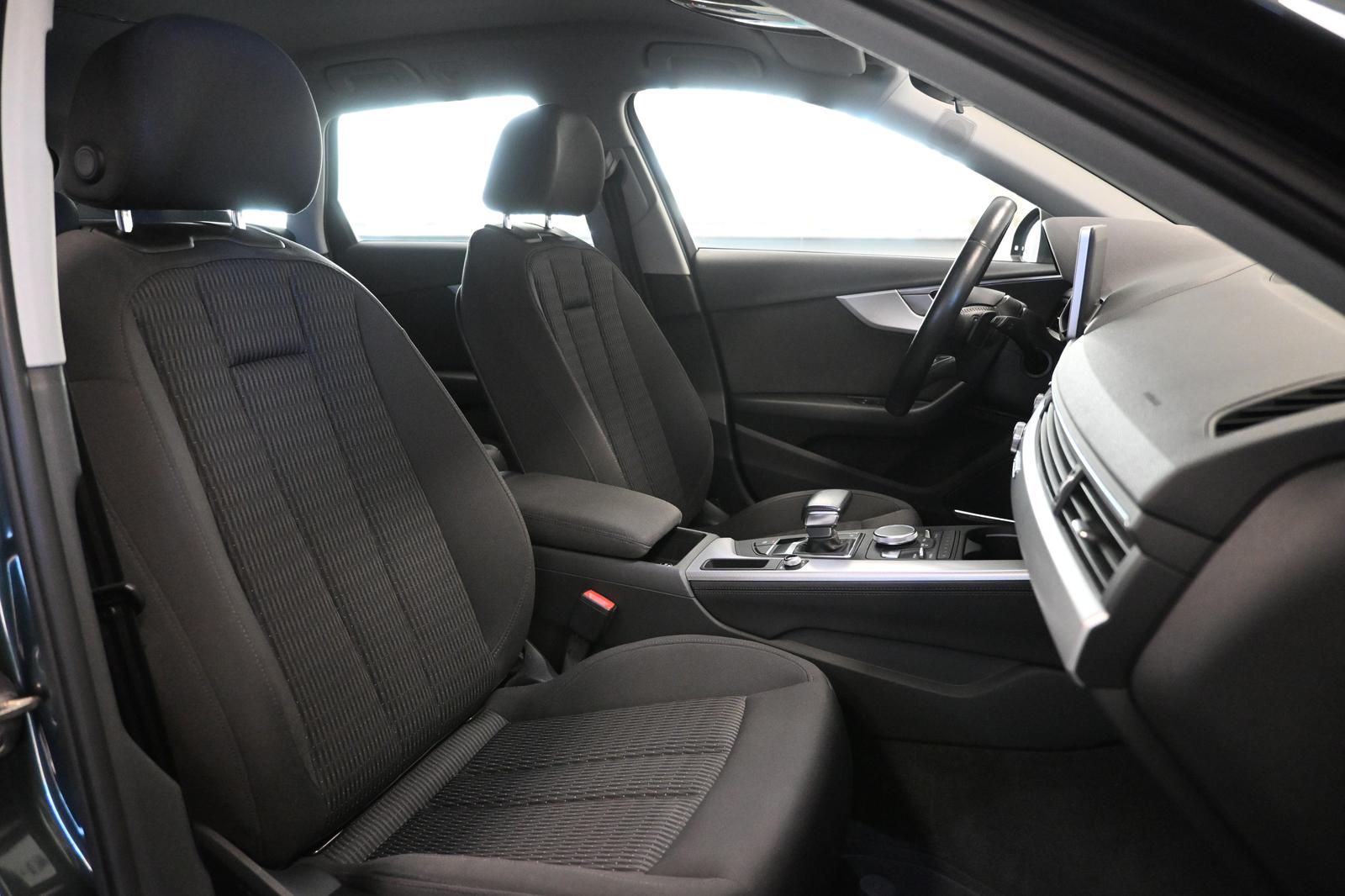 Audi A4 quattro*LED*ST-HEIZ*AHK*VIRTUAL*KEYLESS*B&O