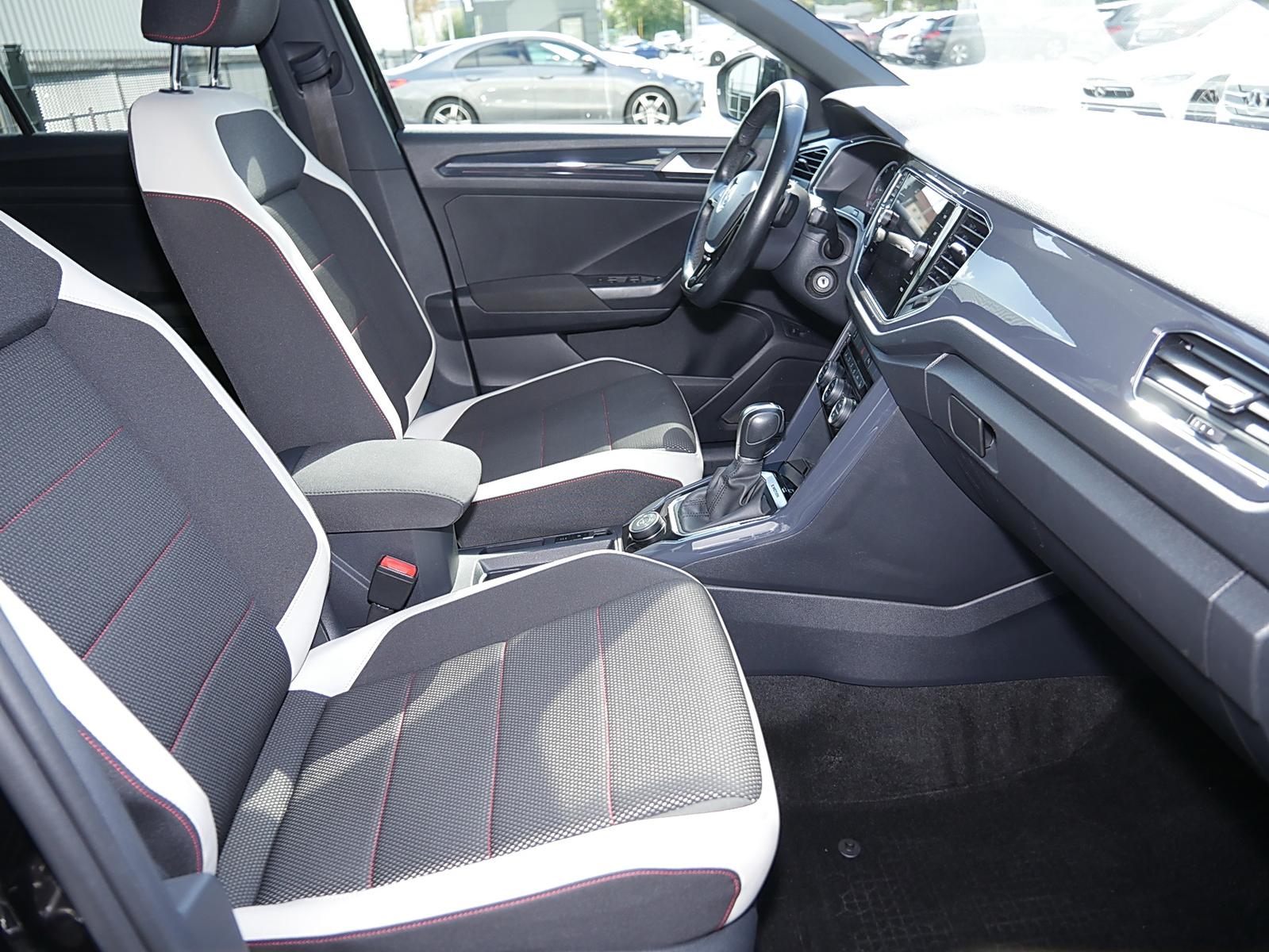 Volkswagen T-Roc 2.0 TSI Sport 4Motion+PDC+DAB+Climatronic+