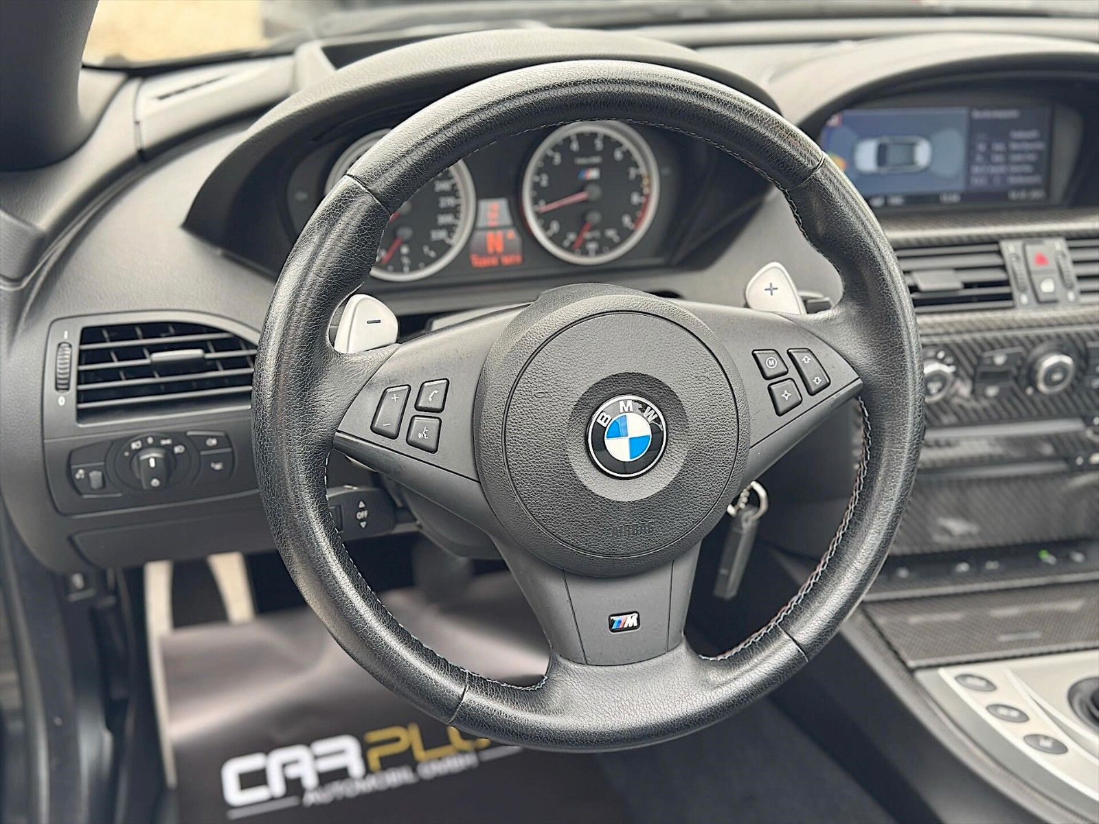 Fahrzeugabbildung BMW M6 Cabrio 5.0 V10 SMG Carbon *Head Up*Bi-Xenon*