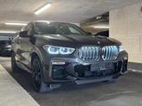 BMW X6 M50i M-Sportpaket/360/HUD/ACC/680€ Monatlich - BMW X6 m-sport mit Benzin-Antrieb